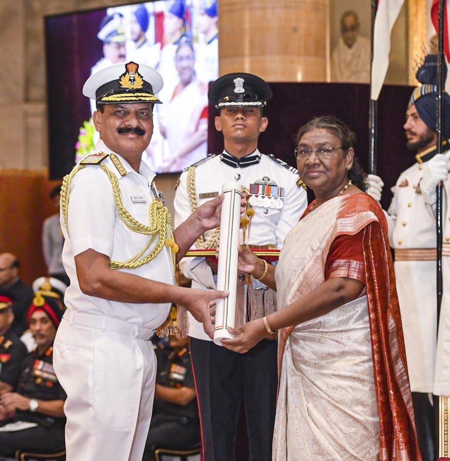 President confers 94 distinguished service decorations; PVSM for Army Chief, Navy Chief