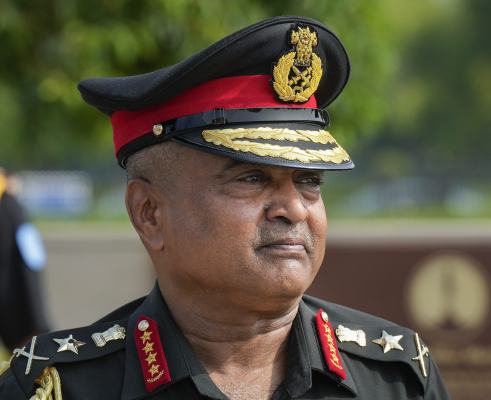 Self-reliance key to deal with future security challenges: Army chief